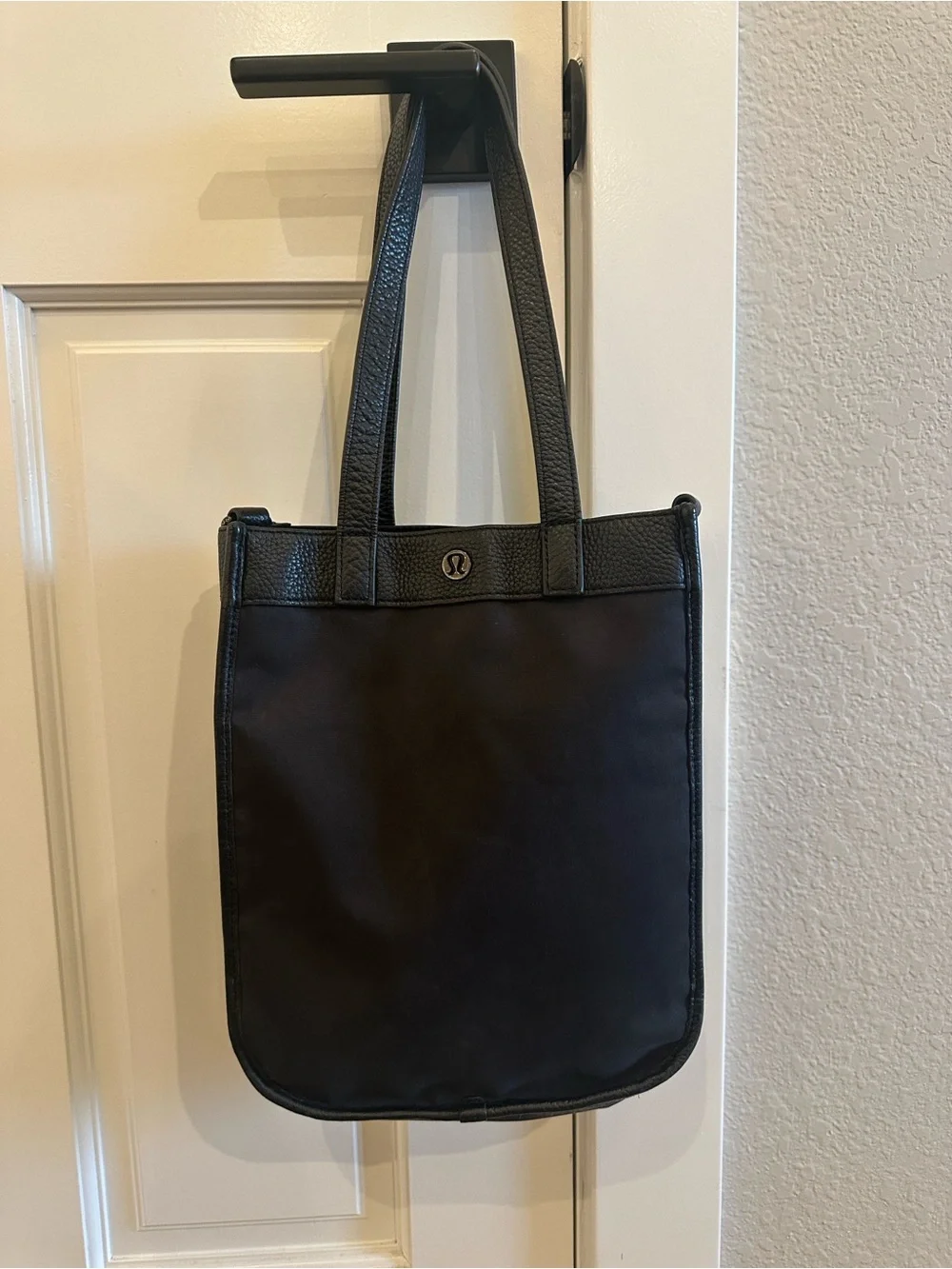 lululemon athletica Now and Always Black Shoulder Tote with Pebble Leather Trim